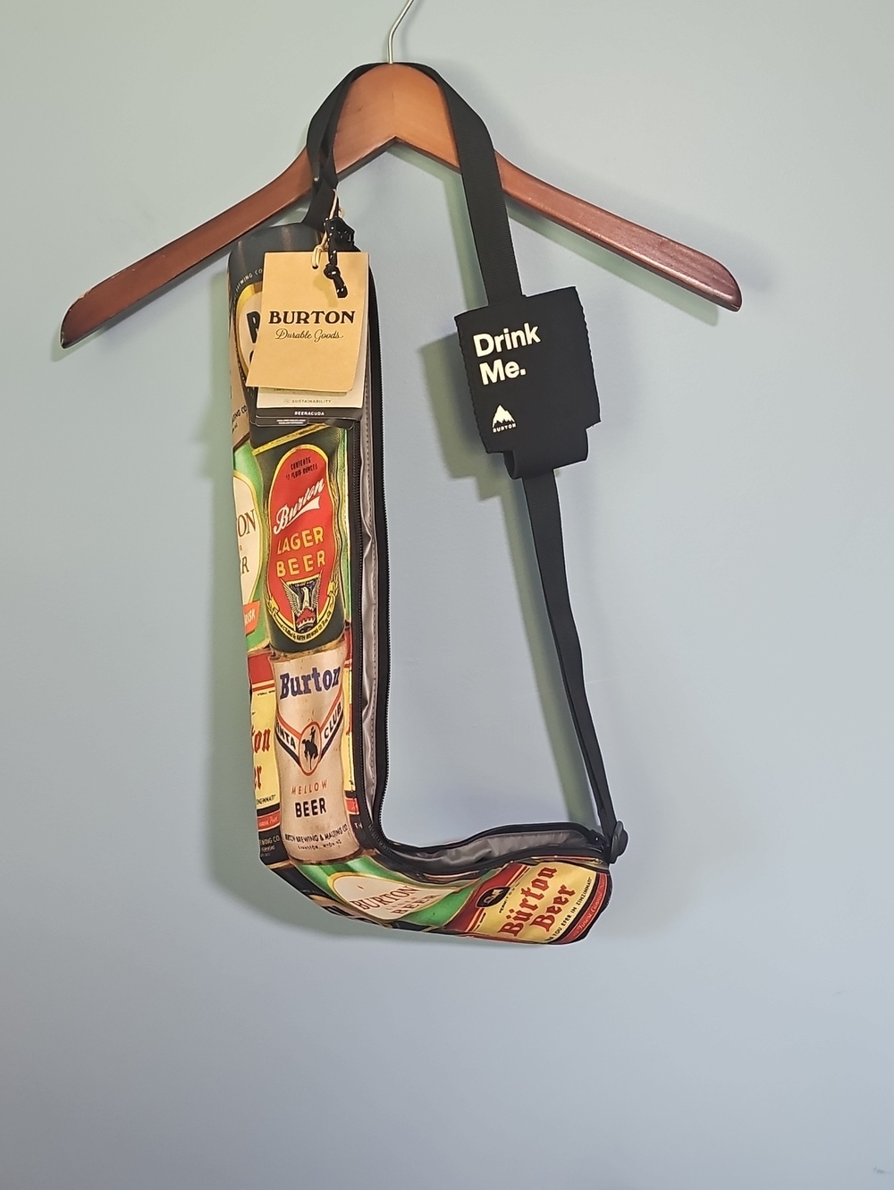 NWT Burton Men’s Beer-Print Sling Bag Beeracuda
